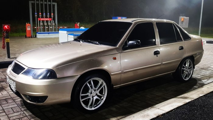 Daewoo Nexia 1 на r17