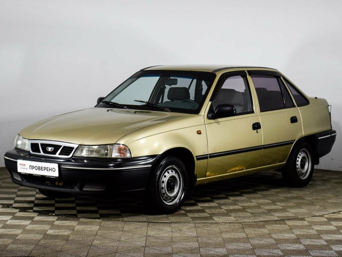 Машина Daewoo Nexia 2