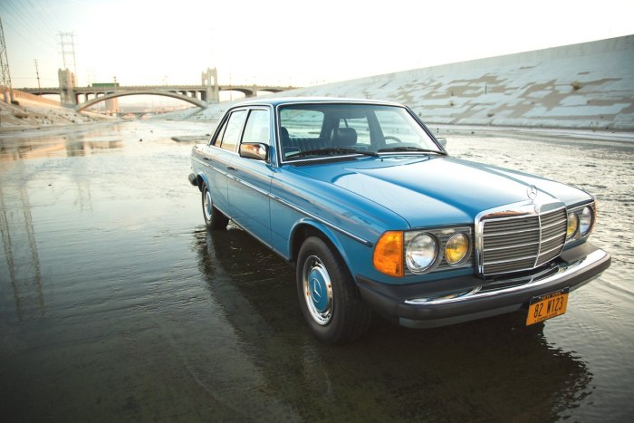Mercedes-Benz w123 300d