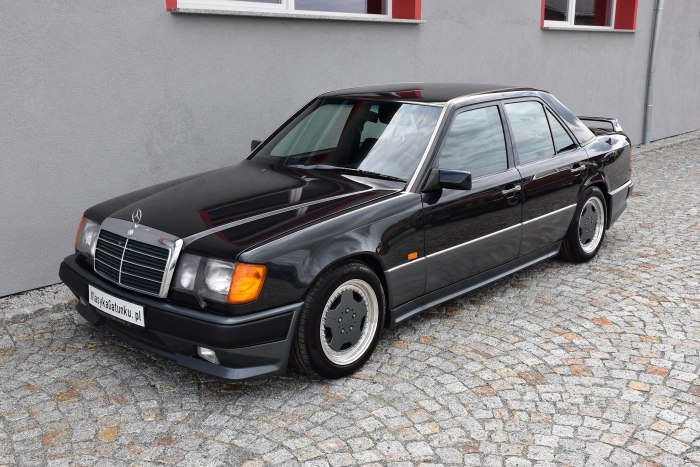 Мерседес w124 e300