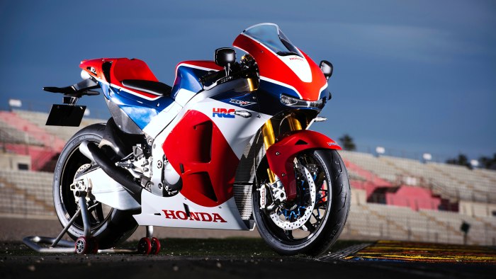 Спортбайк Honda RC