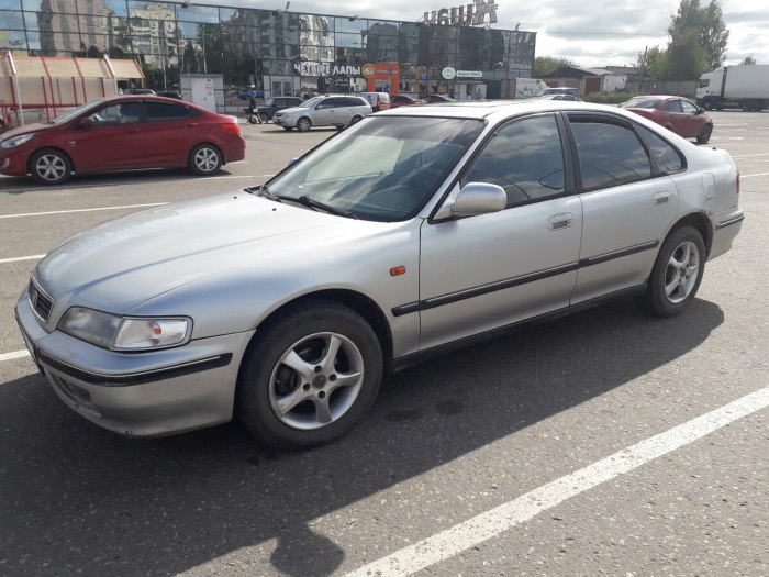 Хонда Аккорд 1997 года фото