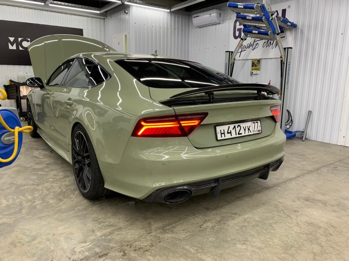 Audi a6 Sportback цвет хаки
