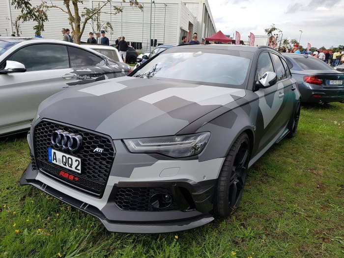 Audi rs6 хаки