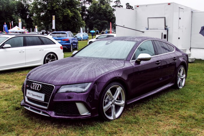Audi rs7 фиолетовая