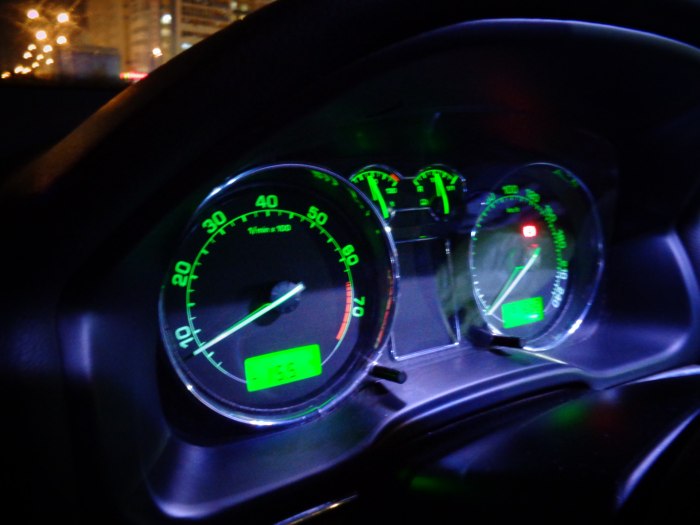 Skoda Octavia Tour приборная панель