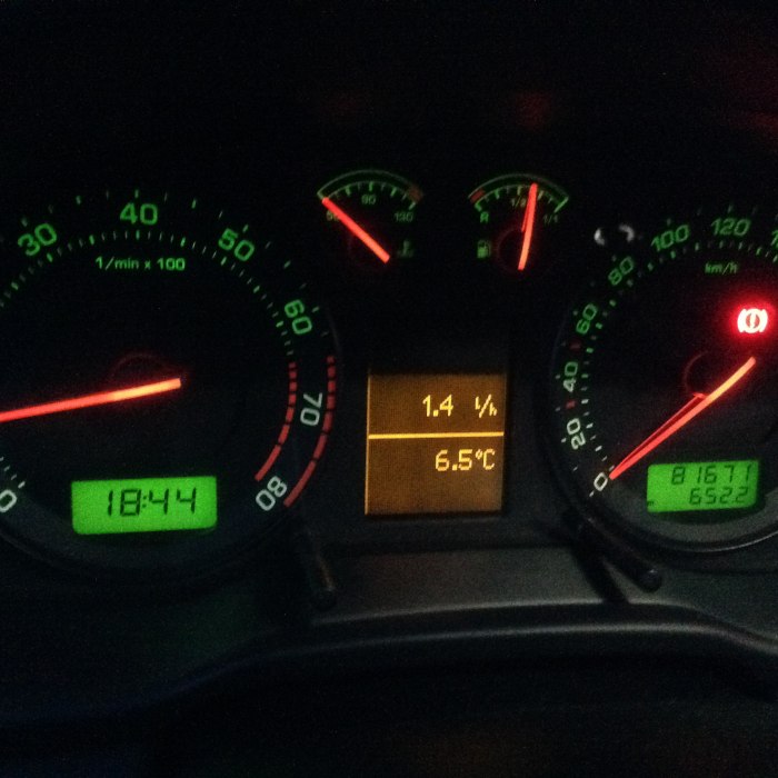 Приборка Skoda Octavia Tour 1.4