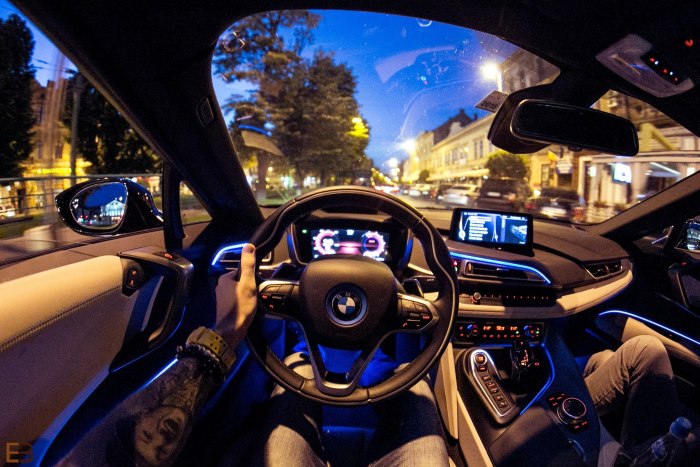 BMW i8 салон