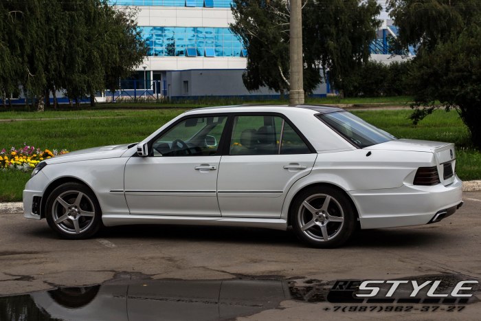 Mercedes 124 белый