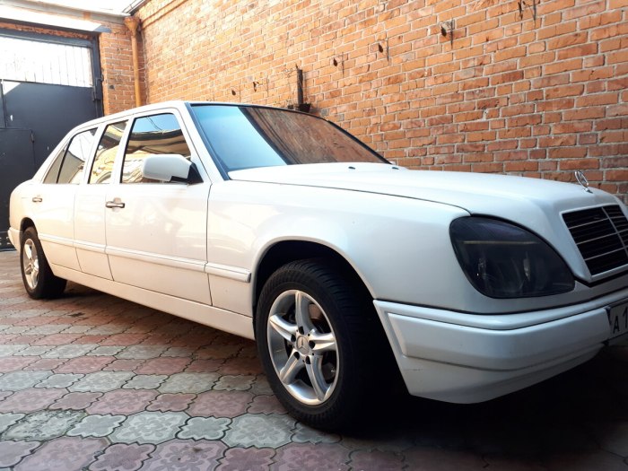 Мерседес w124 белый