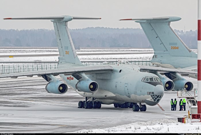Самолет-заправщик ил-78м-90а