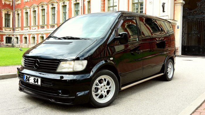 Мерседес Вито 2003