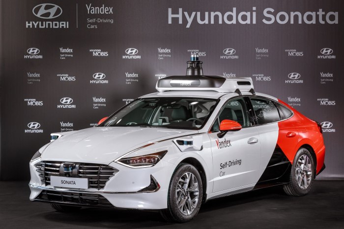 Hyundai Sonata беспилотник салон