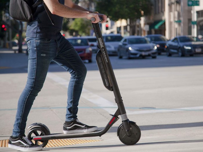 Электросамокат Ninebot KICKSCOOTER Max g30p Black, 21 кг