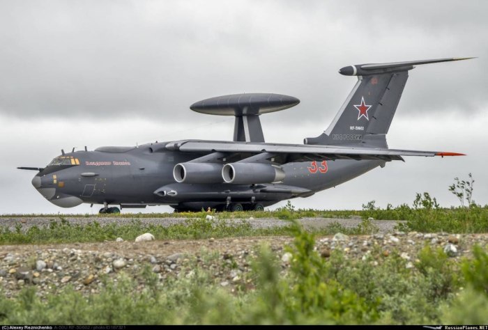 Самолет ДРЛО А-100