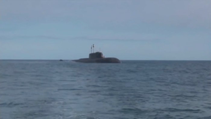 Атомная подводная лодка всплытие
