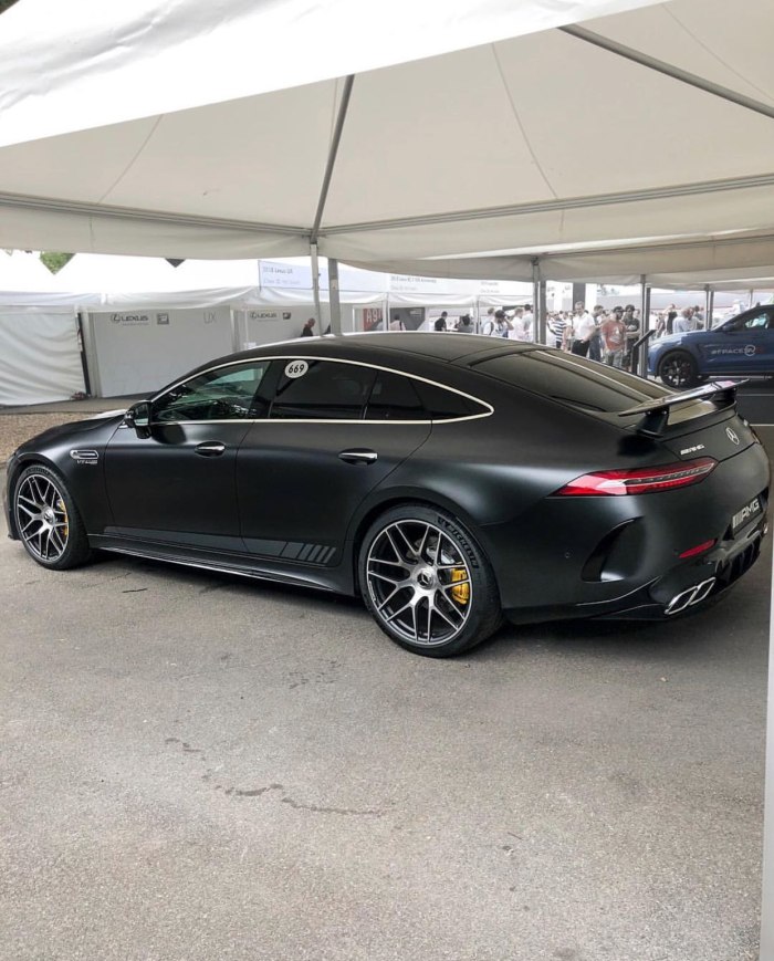 Мерседес AMG gt 63s