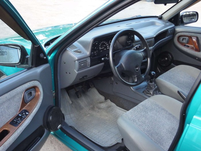 Daewoo Nexia 1995 салон