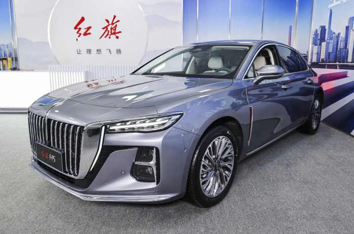 Китайский седан Hongqi h5