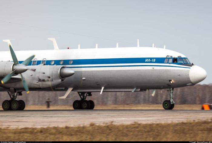 Самолет ил-22пп Порубщик