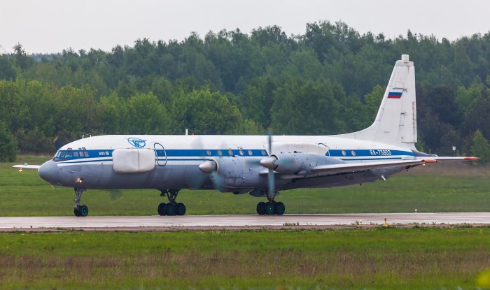 Самолет ил-22пп Порубщик
