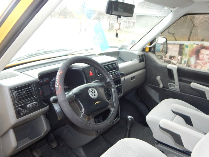 Volkswagen Caravelle, 2005 салон