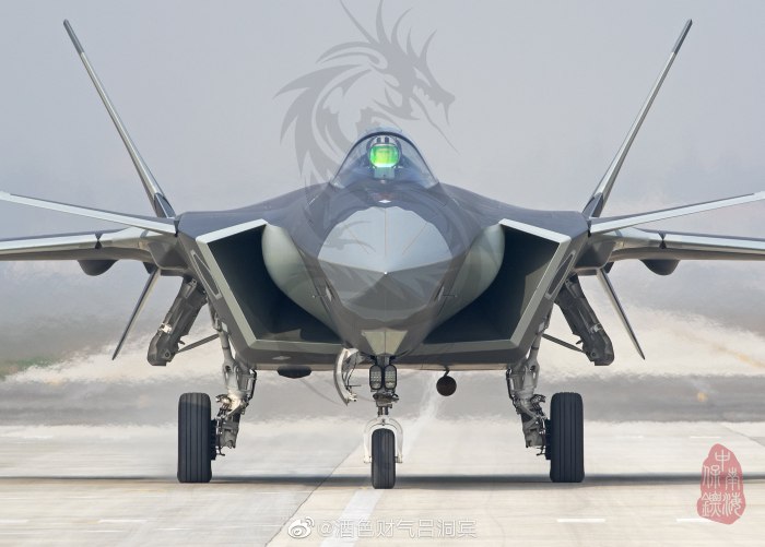 J-20 истребитель пятого поколения