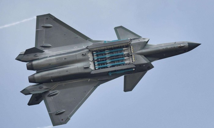 J-20 истребитель пятого поколения
