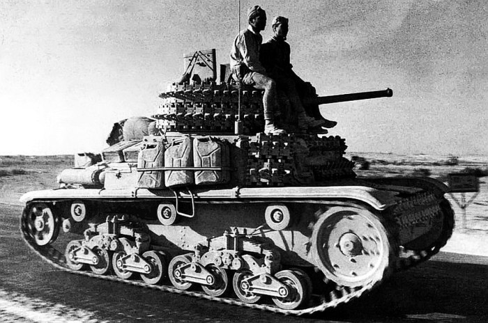 M13/40 средний танк