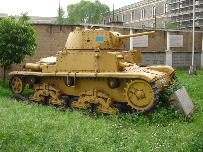 Карро Армато м13/40