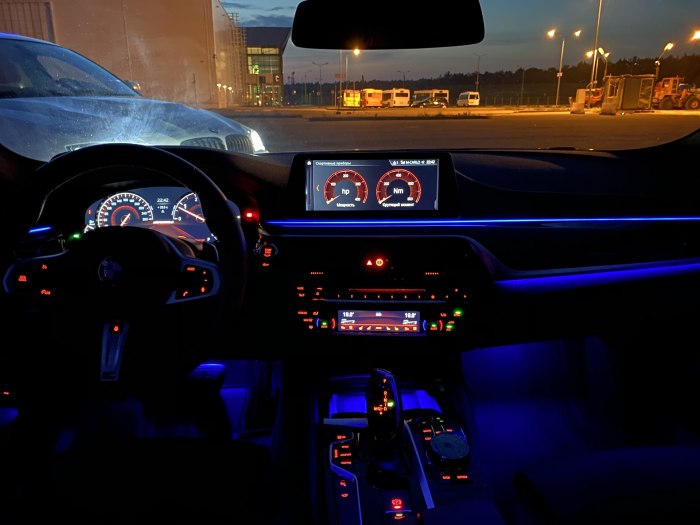 BMW 5 g30 салон ночью