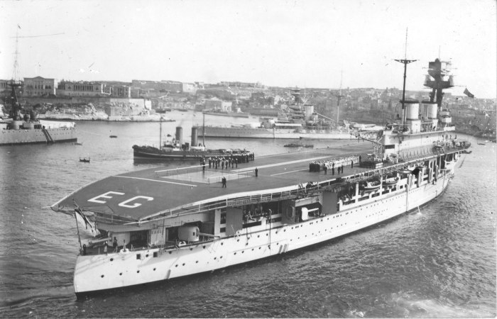 HMS m2 (1918)