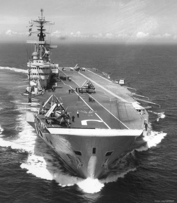 HMS Audacious авианосец