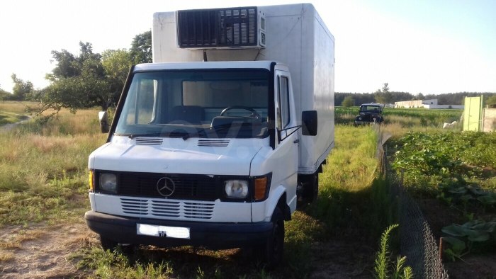 Mercedes-Benz t1 410d