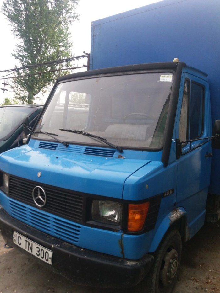 Мерседес Бенц 410д бортовой