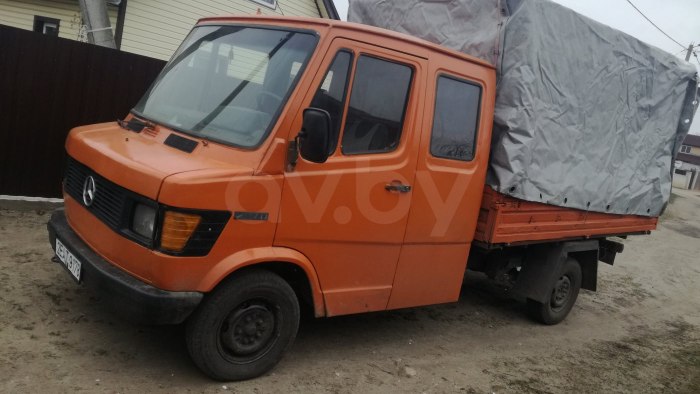 Mercedes 207d дубль кабина
