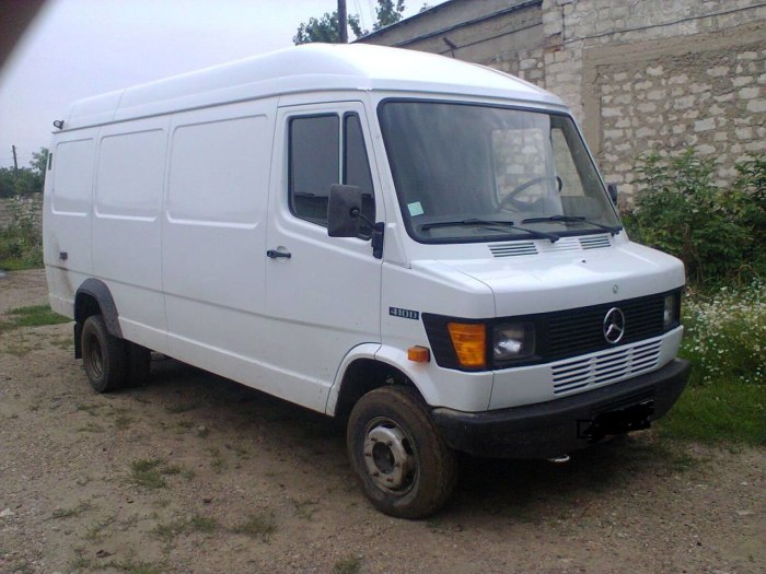 Mercedes Benz 410d