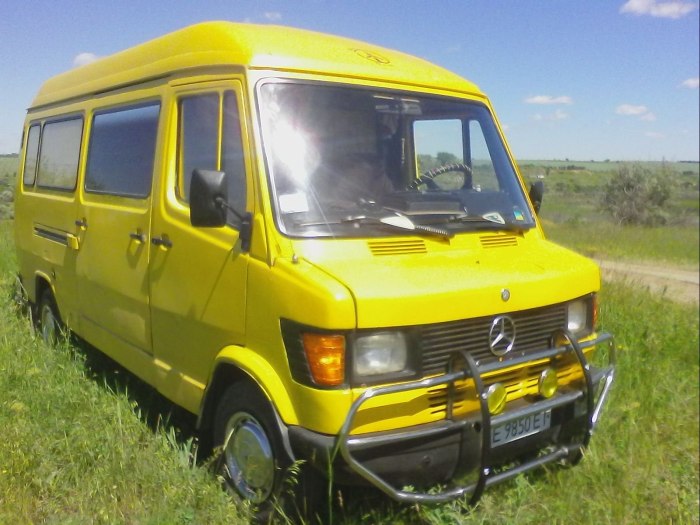 Mercedes Benz 410d