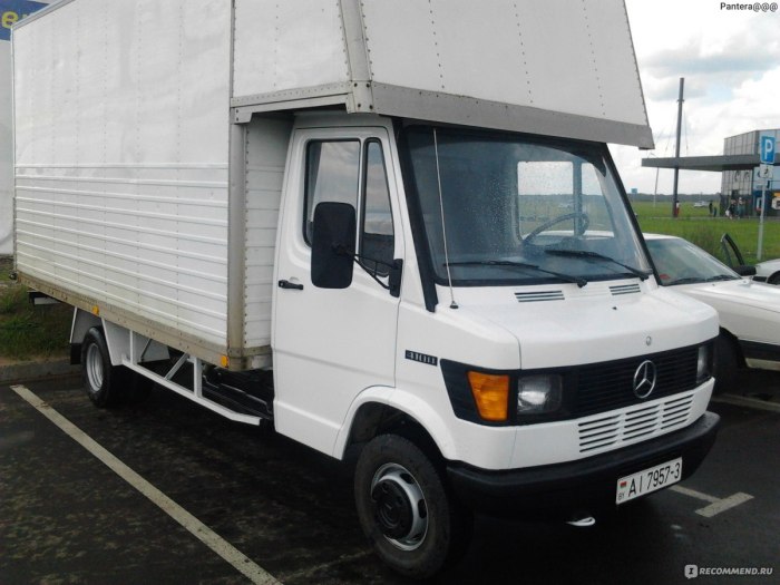 Mercedes Benz 410d