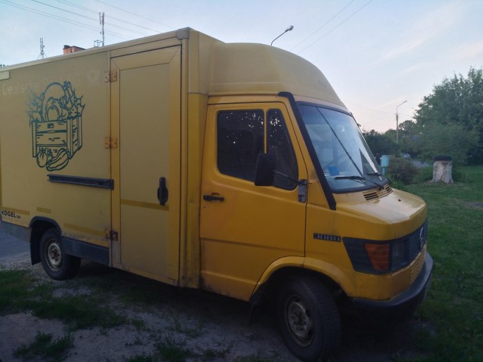 Мерседес 410