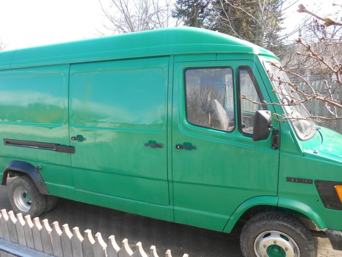 Мерседес 410