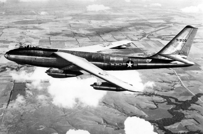 Boeing b-47 Stratojet фото