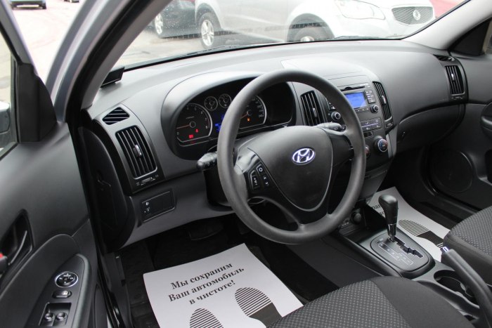 • Hyundai i30 2010 АКПП