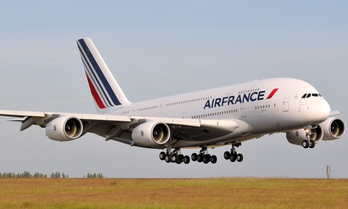 Пассажирский самолёт Аэробус а380