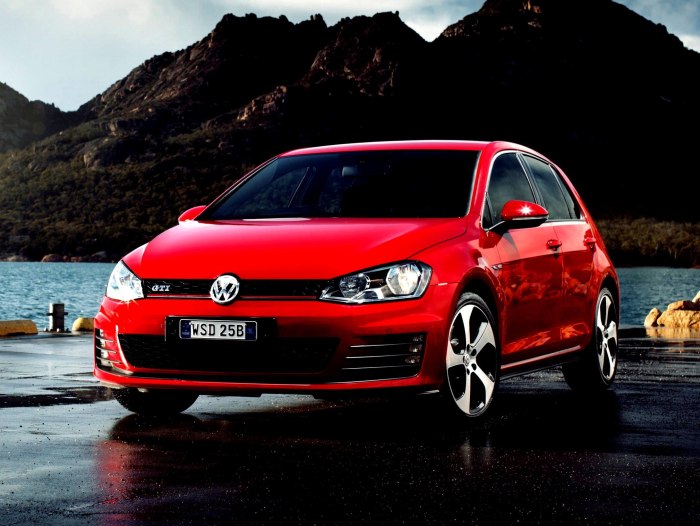 Golf GTI 1 красный