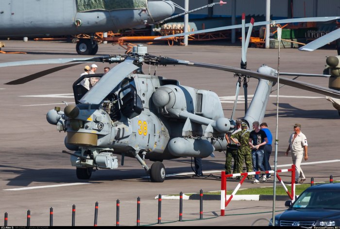 Ми-28 кабина