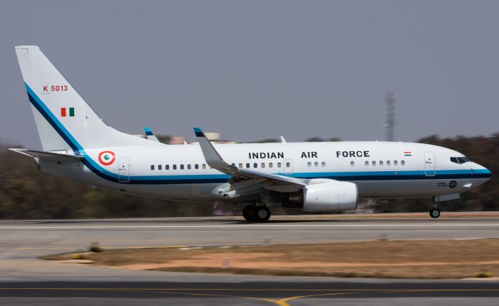 Боинг 737-700