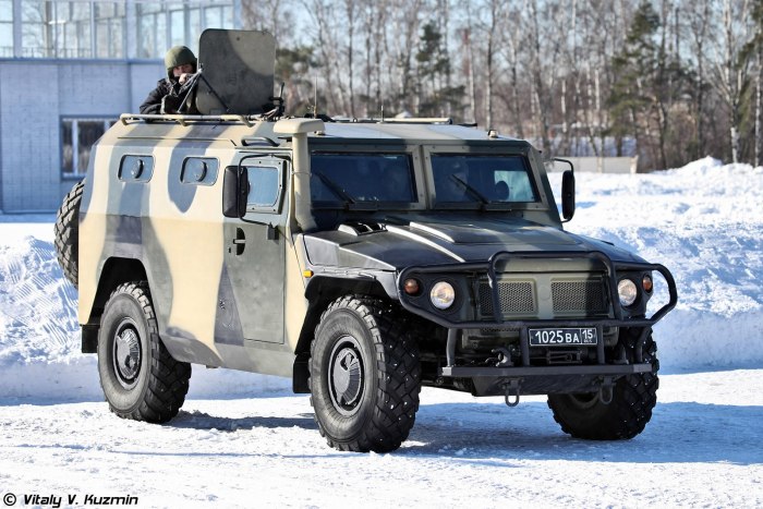 Внедорожник «тигр» (ГАЗ-2330)