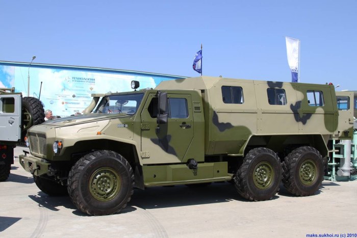 Бронеавтомобиль ВПК-3927 «волк»