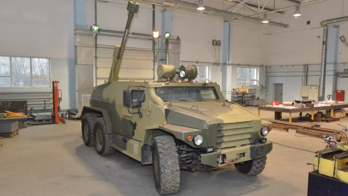 120-Мм самоходное орудие 2с40 "Флокс